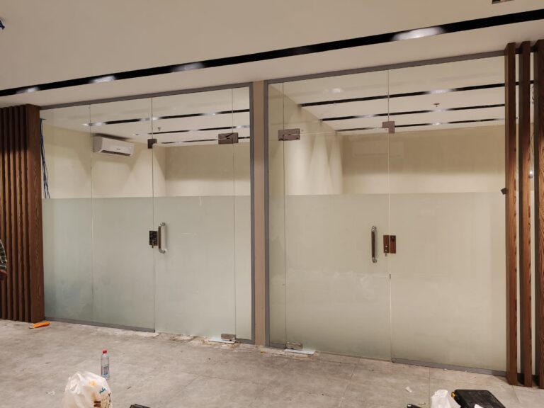 واجهات زجاجية