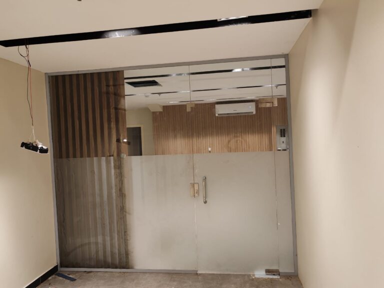 واجهات زجاجية