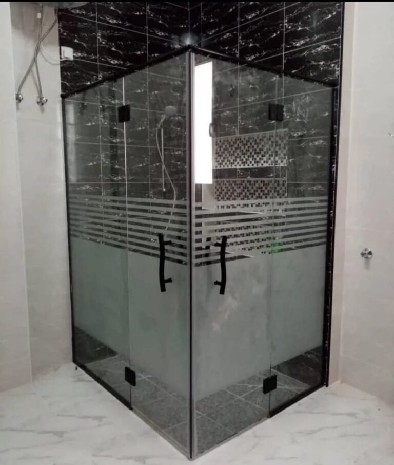 واجهات زجاجية