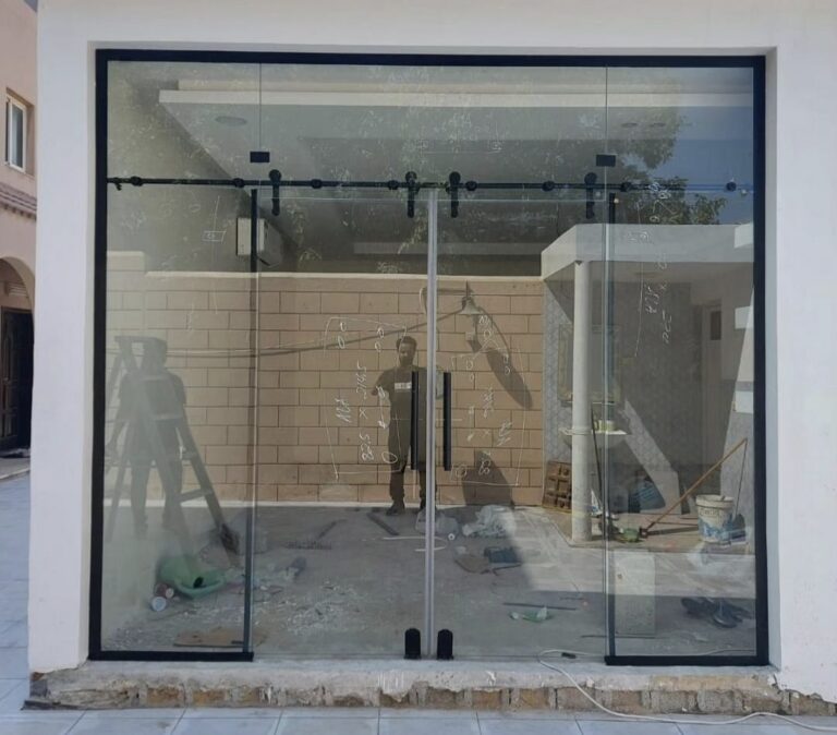 واجهات زجاجية