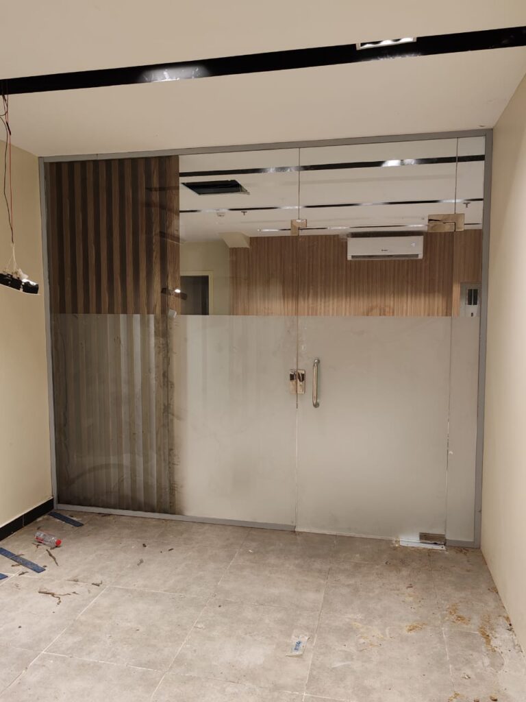 واجهات زجاجية